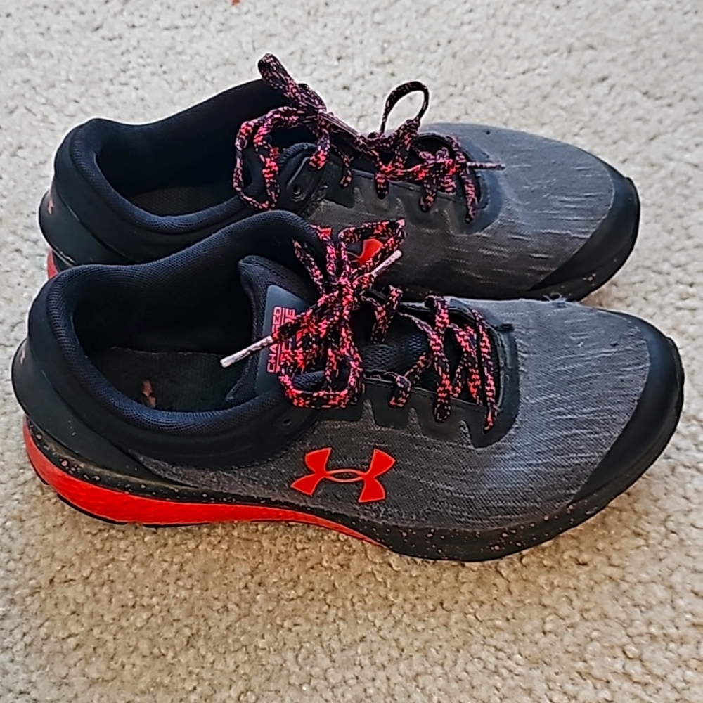 Under Armour Charged Escape Sneakers Size 8